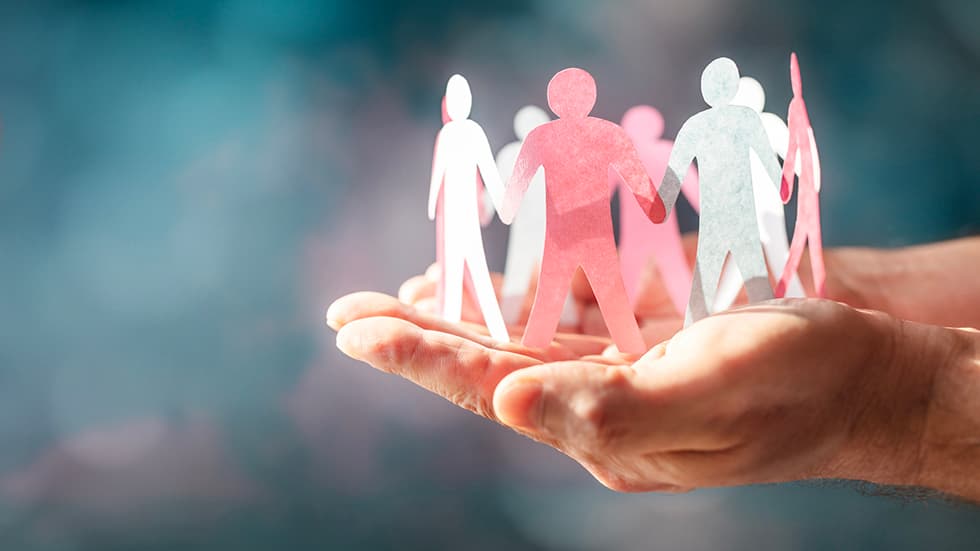 Legge 104: permessi e tutele per chi assiste un familiare (le novità del 2026)