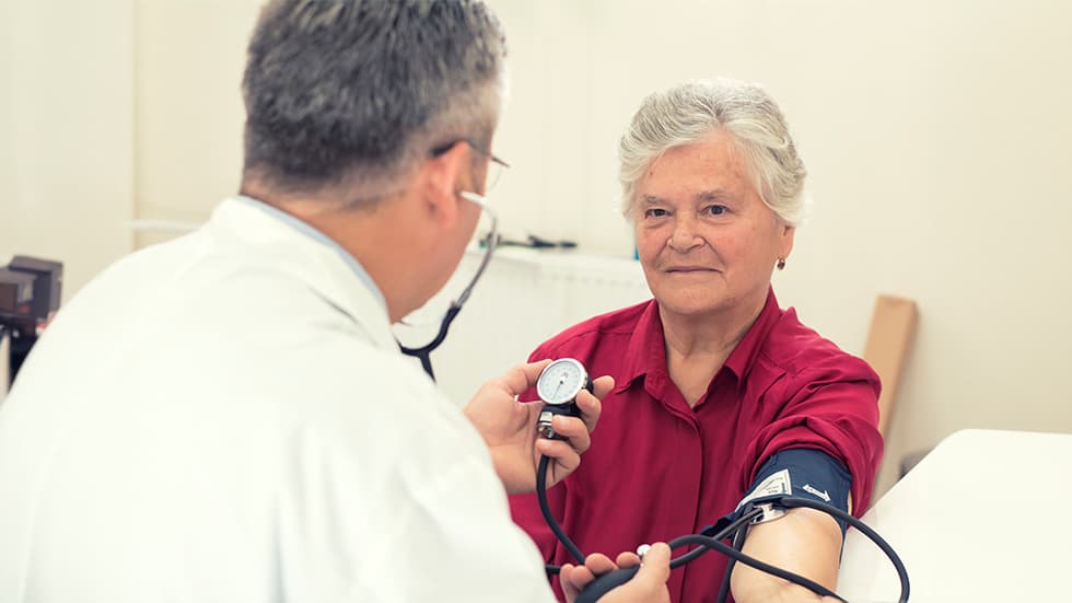 Quali sono i valori ideali della pressione arteriosa negli anziani?