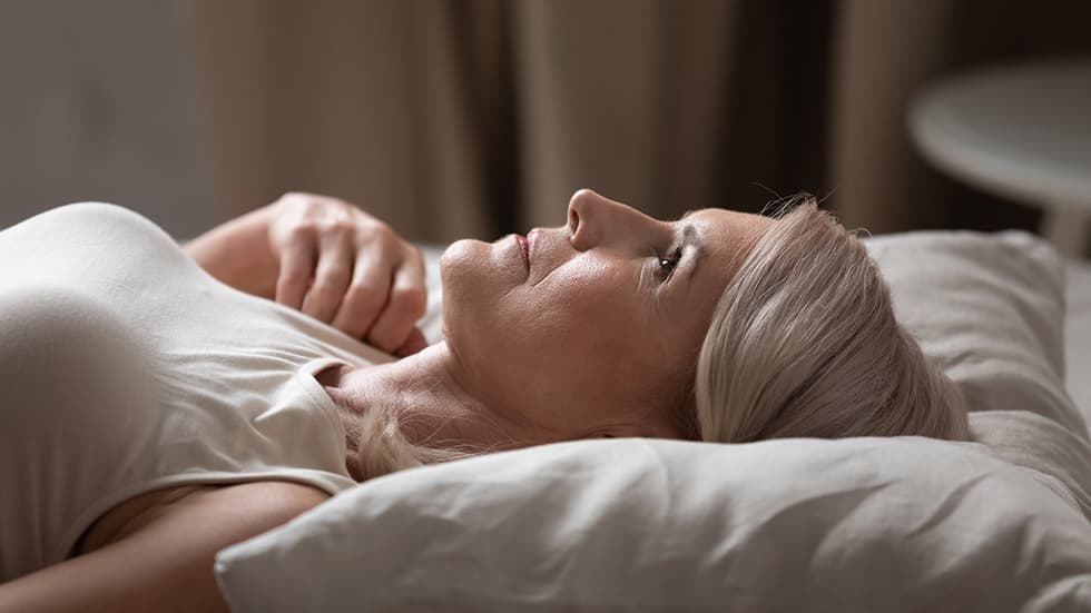 Sonno e invecchiamento: quando serve uno specialista